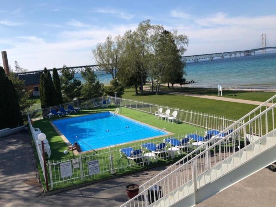 Riviera Motel Mackinaw City Εξωτερικό φωτογραφία